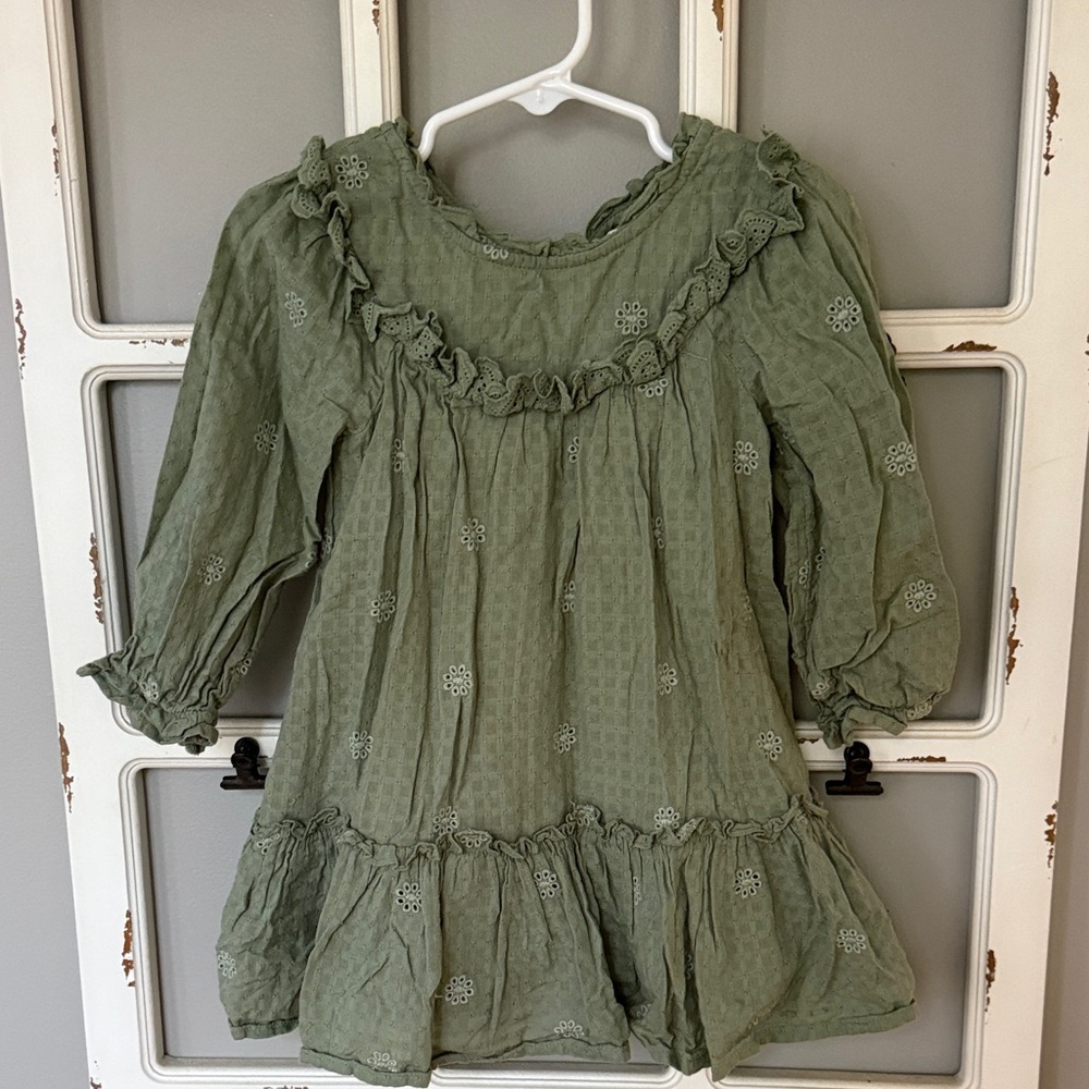Cat & Jack Green Casual Kids Dress